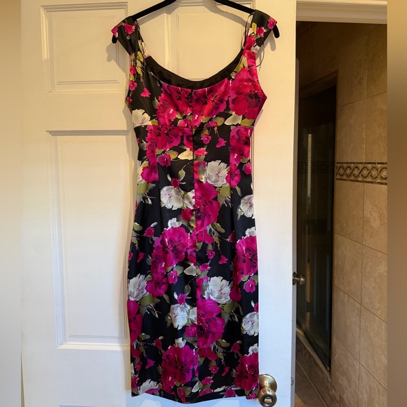Maggy London Floral Cocktail Midi Dress - Picture 3 of 4